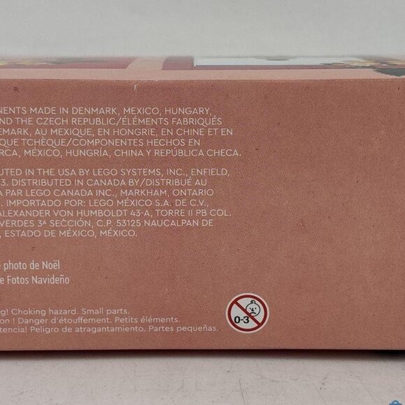 NWT Sealed Box Lego Christmas Picture Frame - Picture 6 of 7